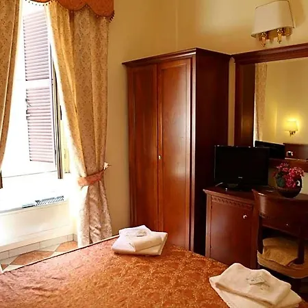 Elegance 3* רומא
