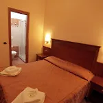Elegance 3*
