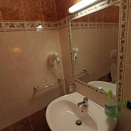 Bed & Breakfast Elegance