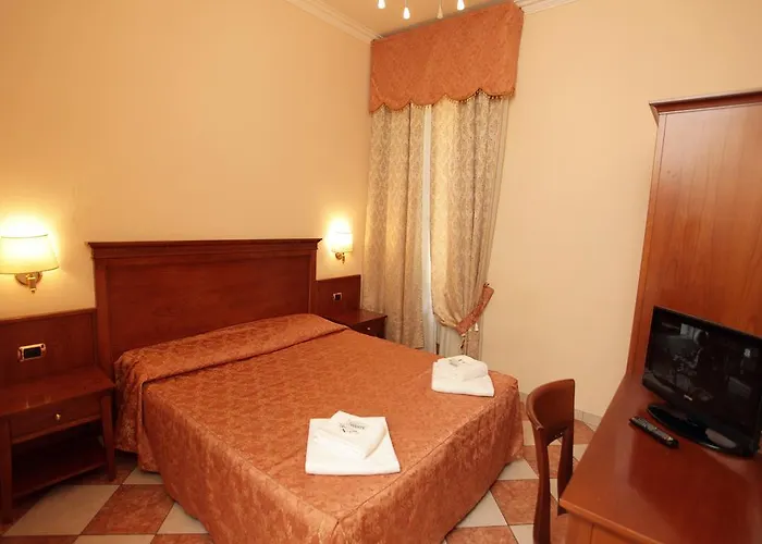 Elegance 3* ローマ